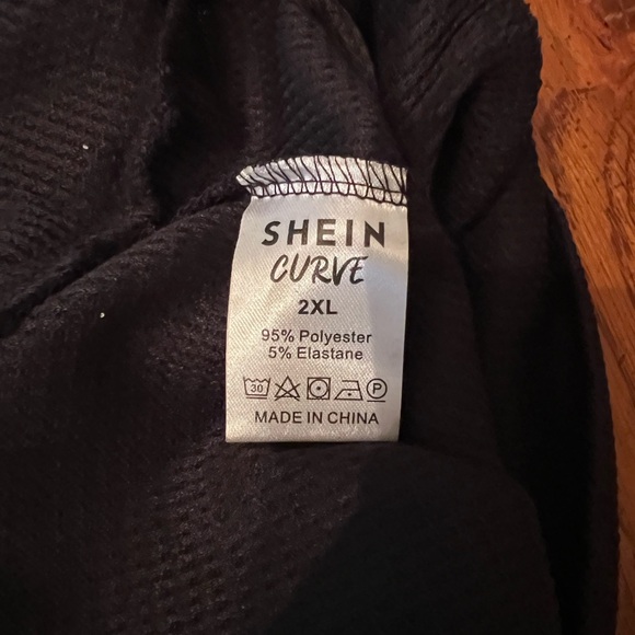 Shein Curve 2XL Women’s Waffle Knit Tricolor Blouse NWOT - Picture 4 of 5